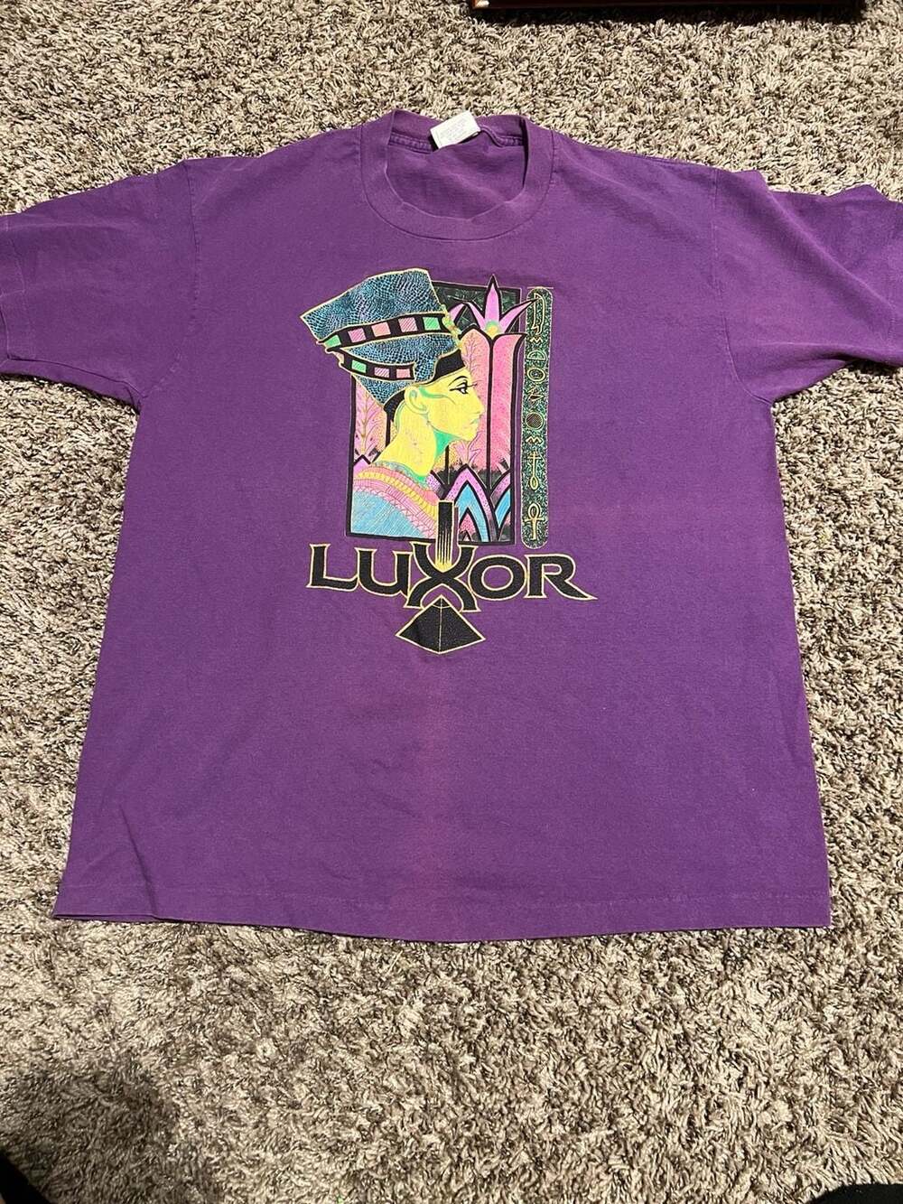Vintage 90s Luxor Las Vegas Egyptian Nefertiti Souvenir T-Shirt Purple XL